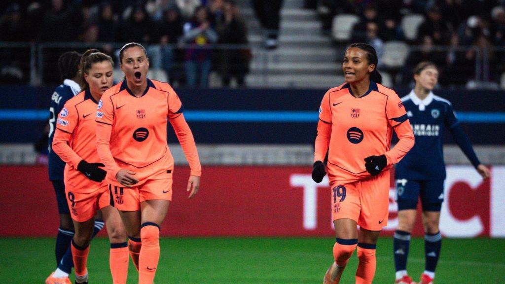 Ewa Pajor y Vicky López en el Paris FC-Barça Femenino de la Champions League