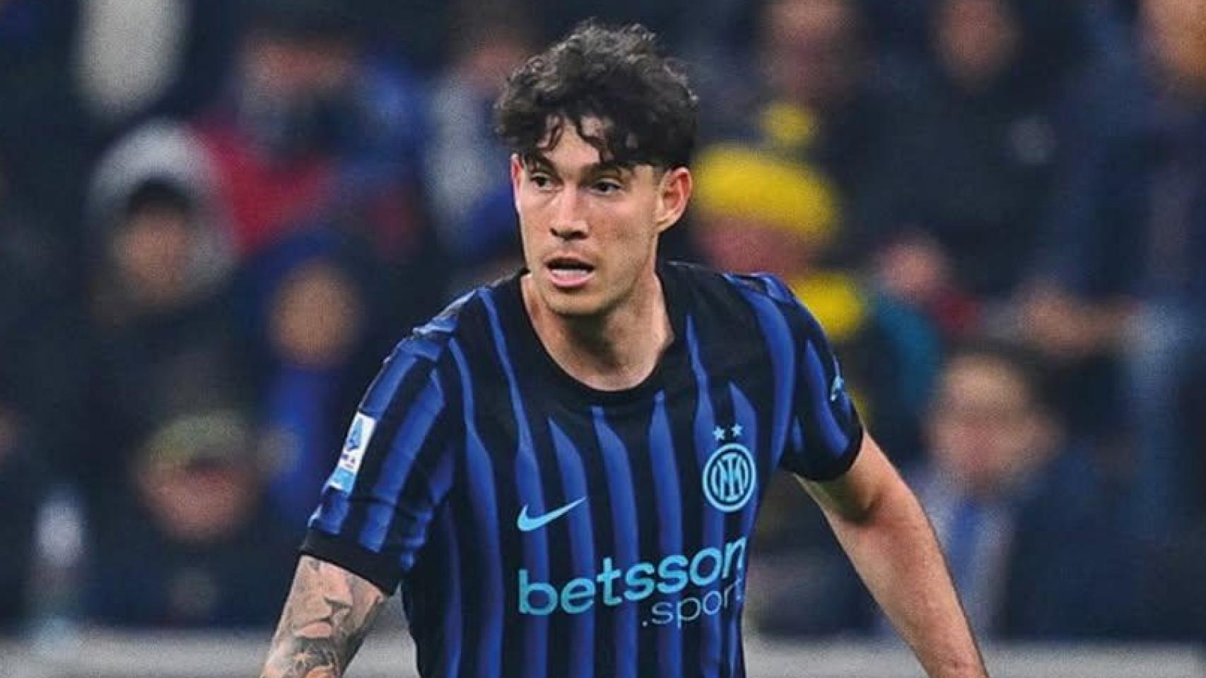 Alessandro Bastoni, futbolista del Inter de Milán, en un partido de la temporada 2025-26