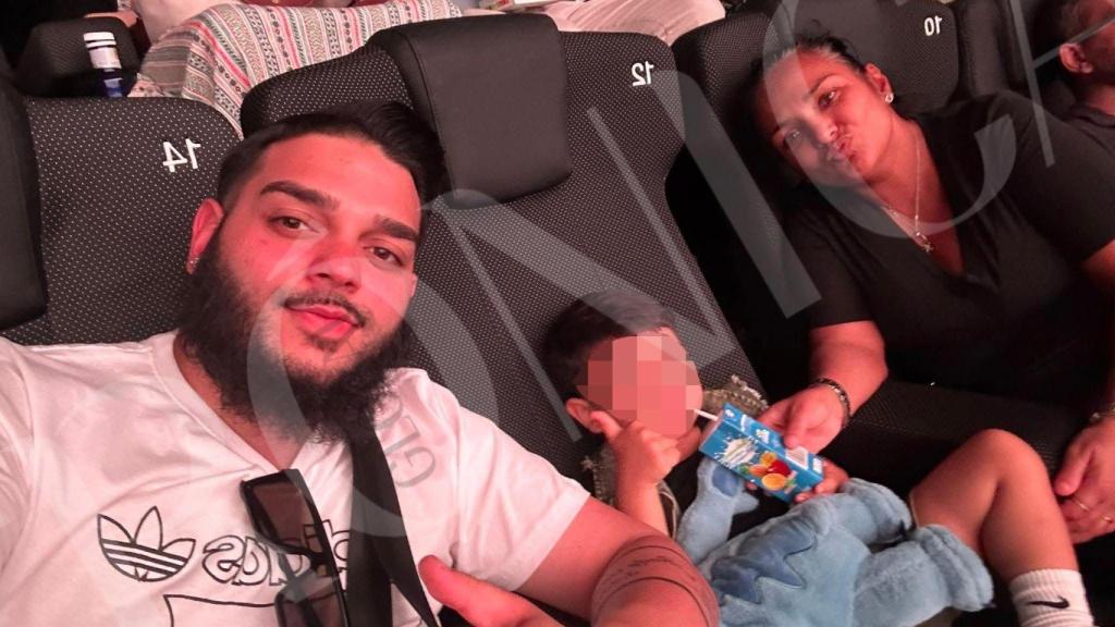 Jose, su hijo y Nury, la abuela materna