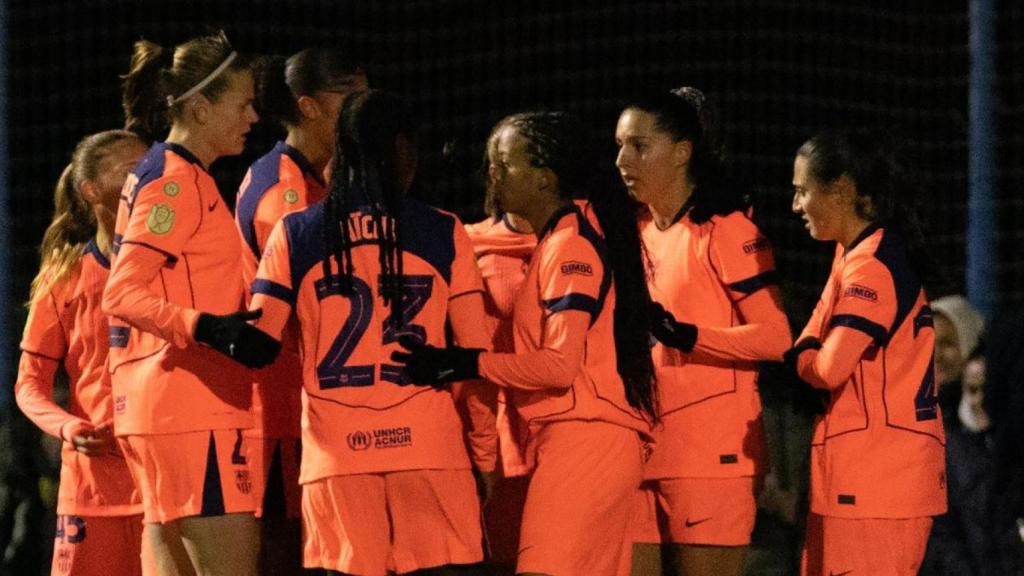 Las jugadoras del Barça Femenino celebran la victoria contra el Alavés Gloriosas en la Copa de la Reina