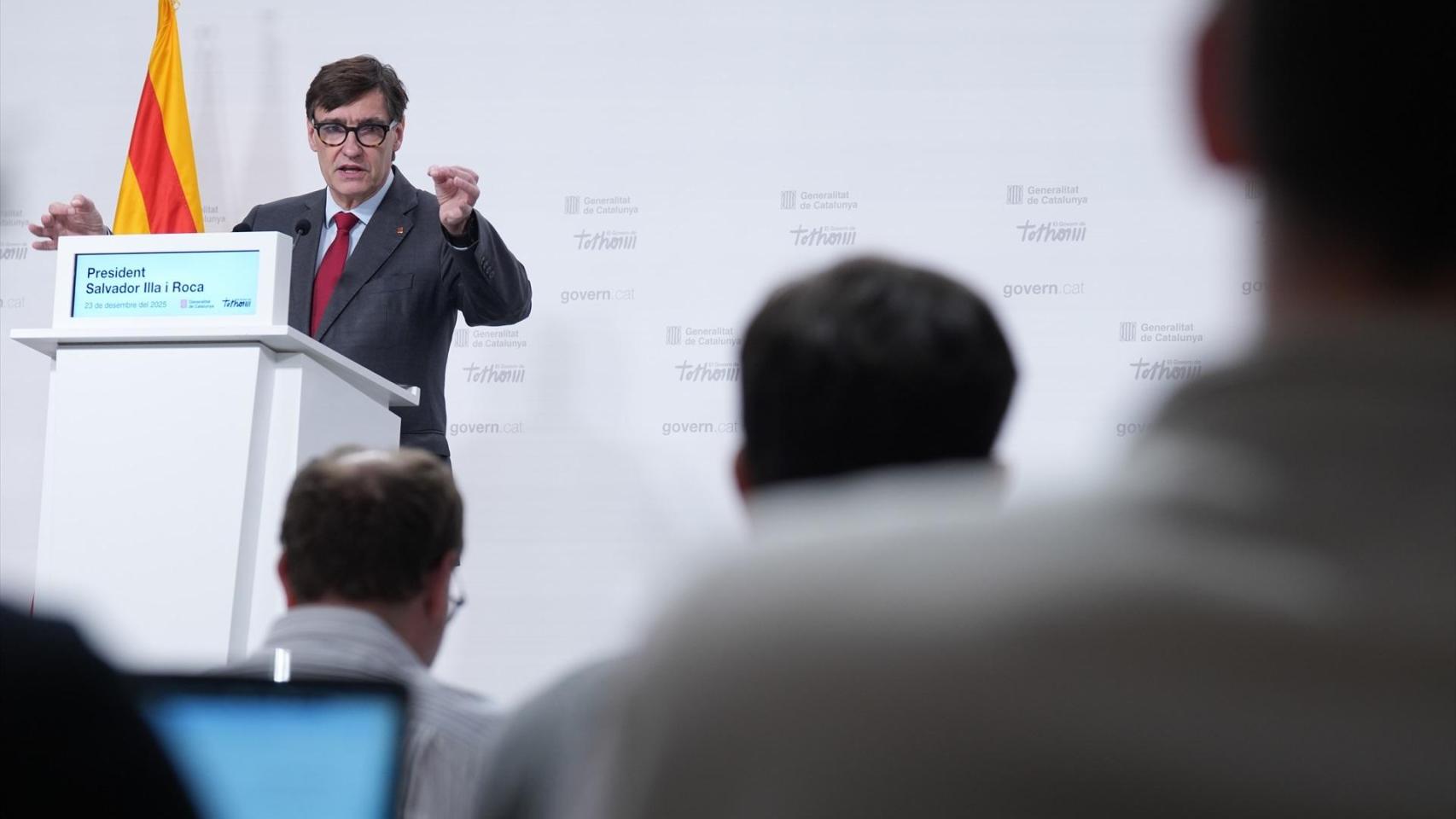 El presidente de la Generalitat, Salvador Illa, durante la rueda de prensa posterior al Consell Executiu