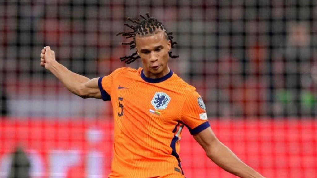 Nathan Aké con la selección neerlandesa