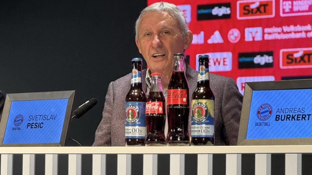 El Bayern presenta a Svetislav Pesic