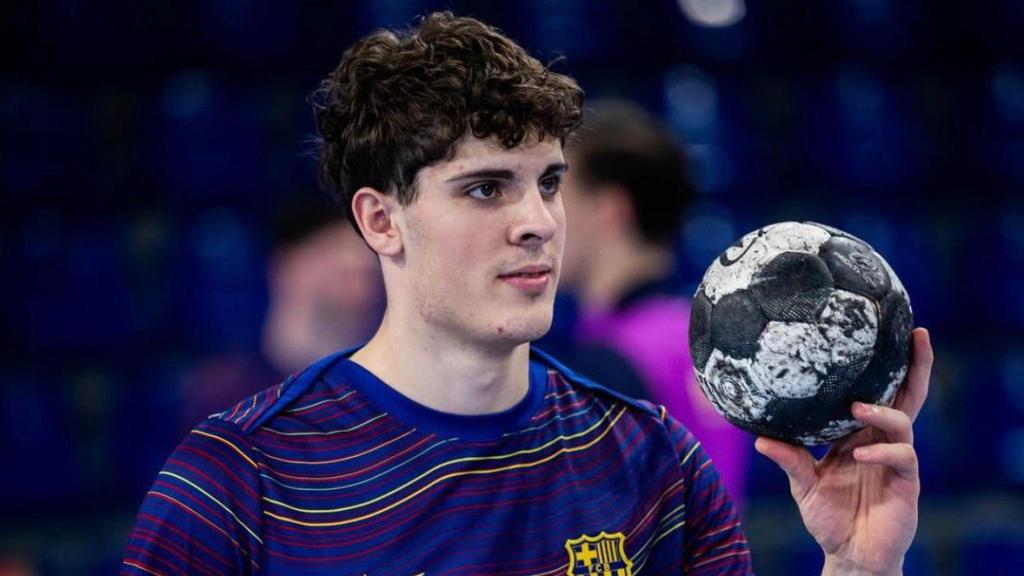 Adrián Sola al Barça d'handbol