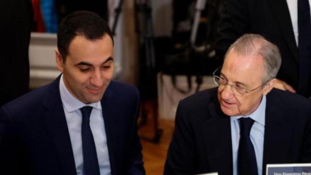 Anas Laghrari, junto a Florentino Pérez, en una reunión sobre la Superliga