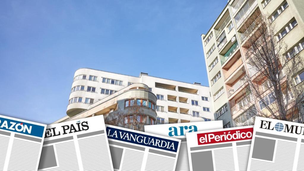 Montaje de las primeras planas con viviendas de fondo