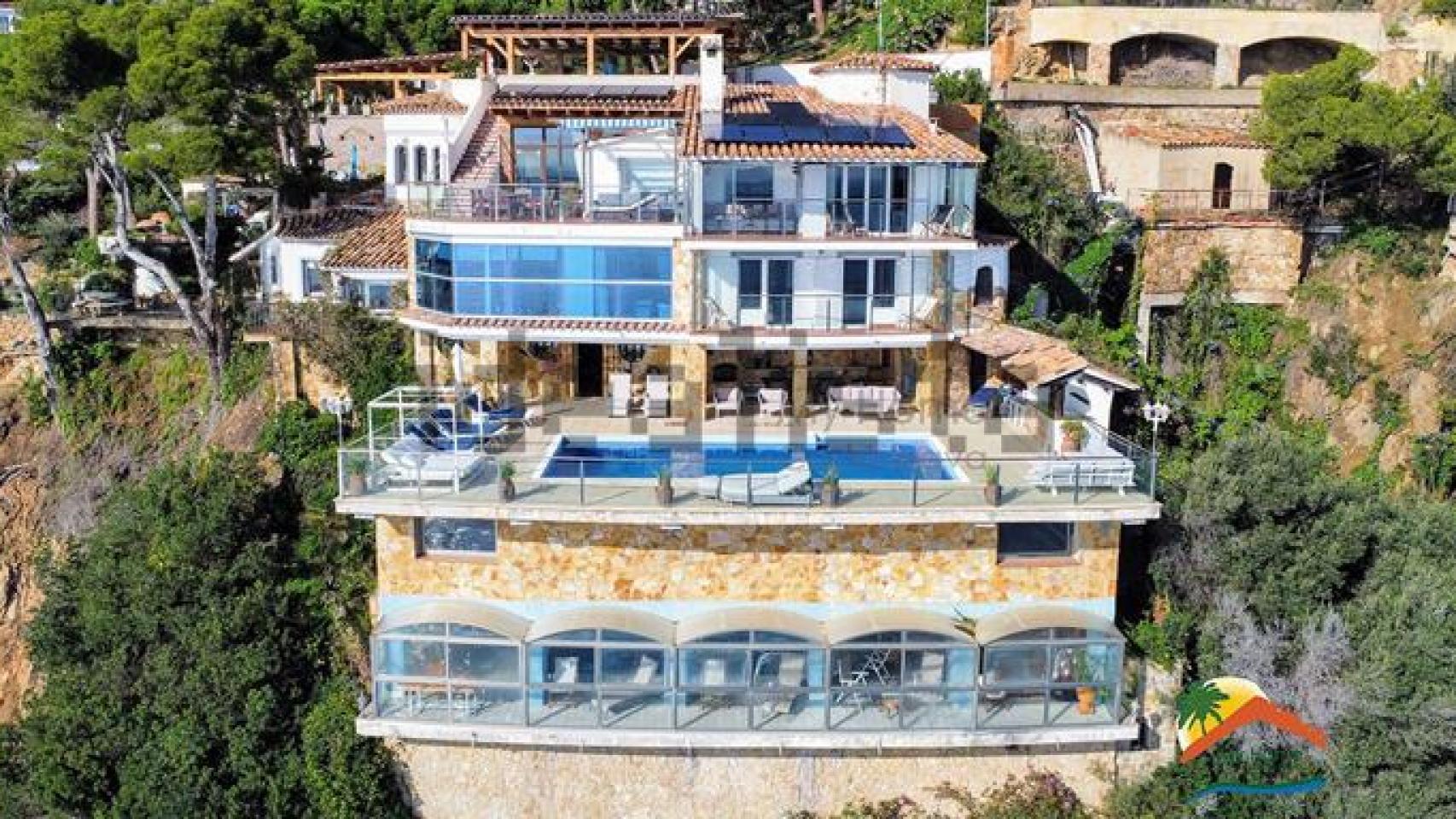 La increíble villa de la Costa Brava que se vende por 6,4 millones de euros en Idealista
