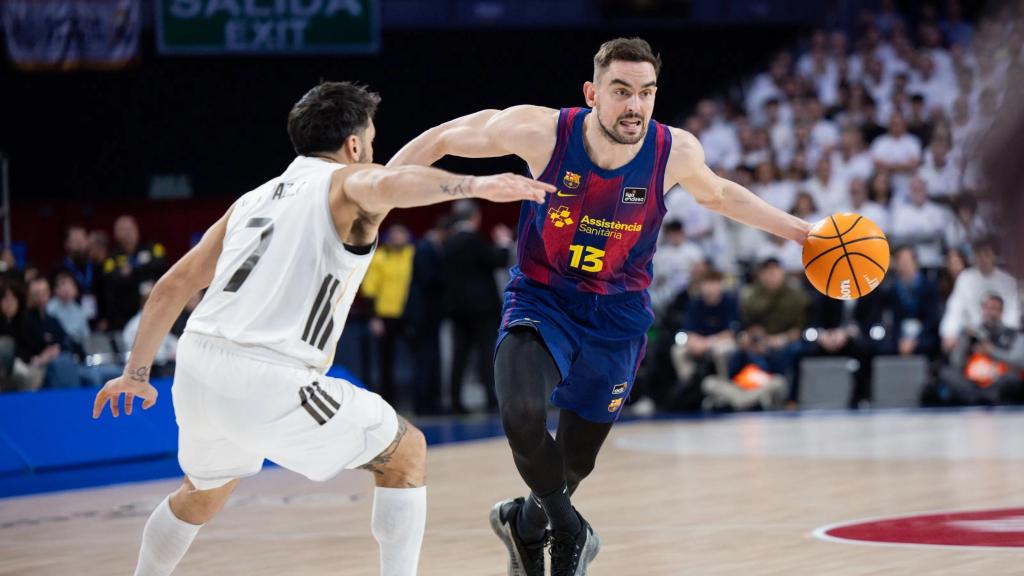 Tomas Satoransky durante el clásico de basket