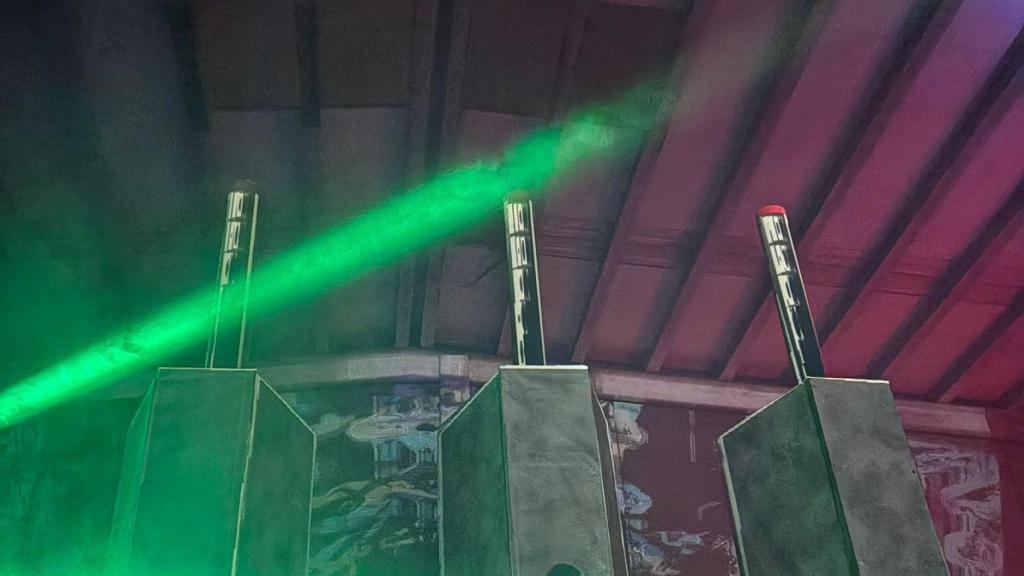 Un escenario de la ‘rave’ ilegal de La Sénia (Tarragona)