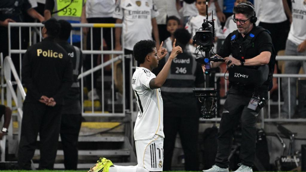 Rodrygo celebra el seu gol en l'Atlètic-Reial Madrid de la Supercopa