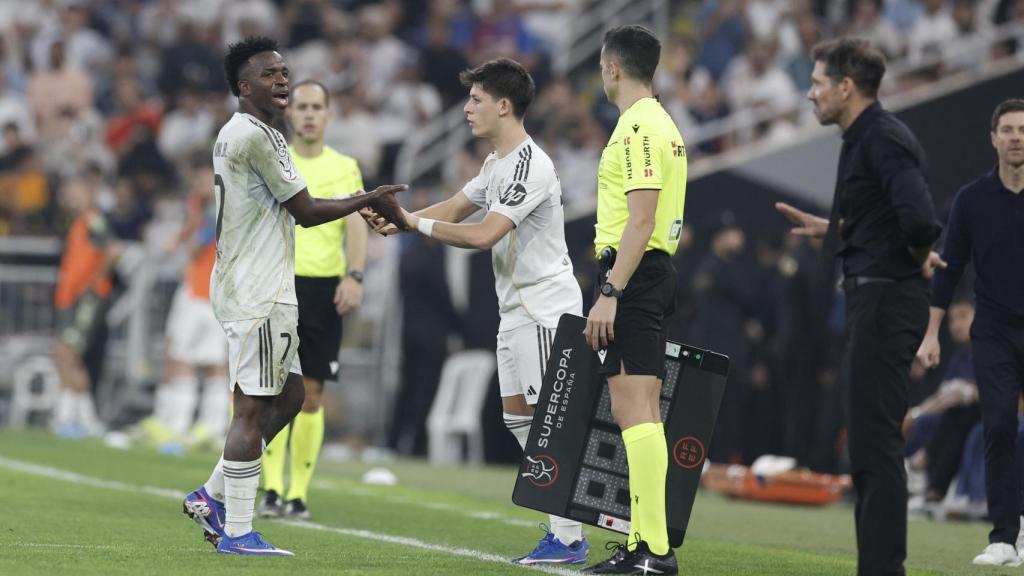 Vinicius Jr i Cholo Simeone s'encaren a l'Atlètic-Reial Madrid de la Supercopa