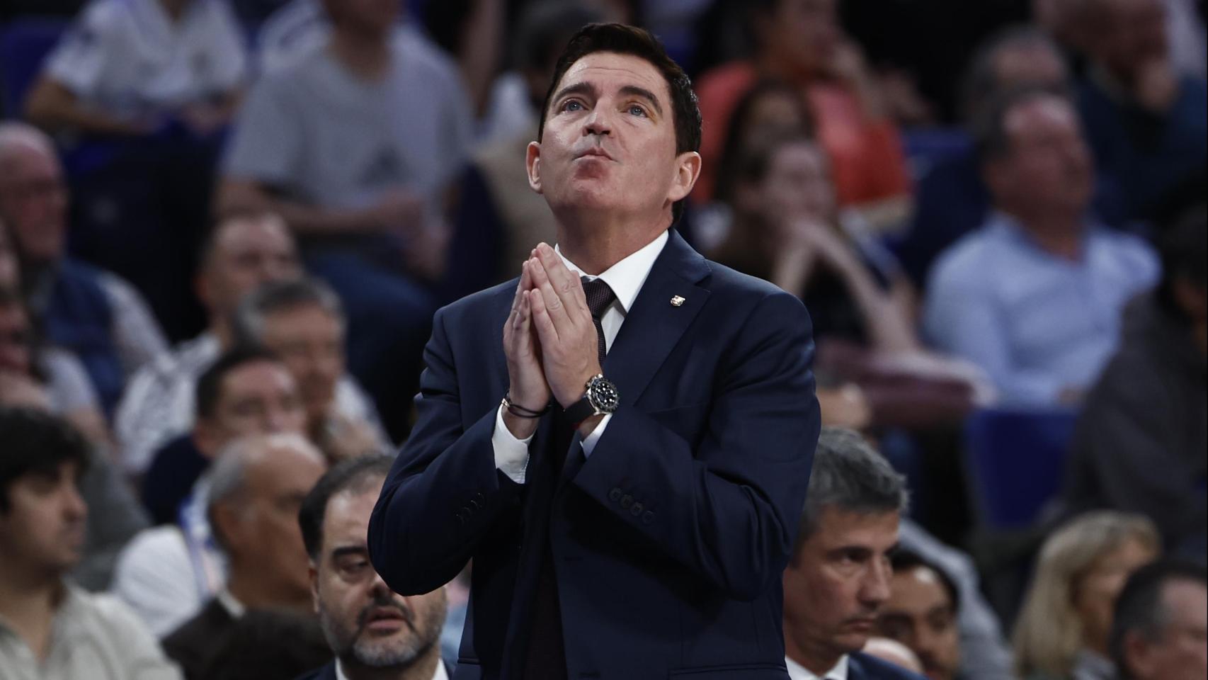 Xavi Pascual reacciona durante el clásico Real Madrid-Barça de basket