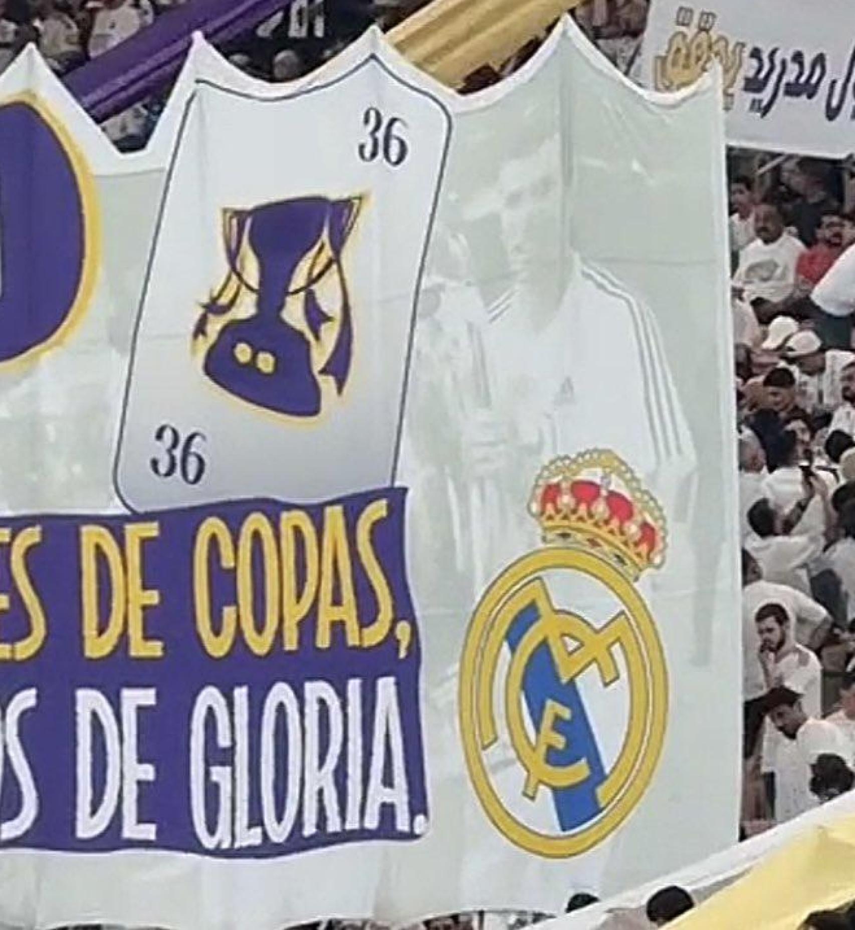 Escut del Madrid a l'Aràbia sense la creu