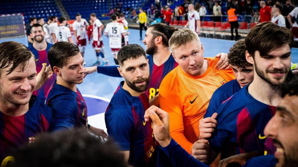 El Barça de balonmano celebra una victoria en la Liga Asobal contra el Logroño