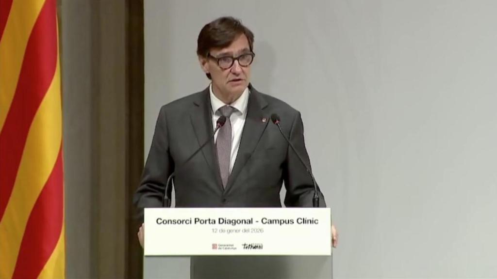 El president de la Generalitat, Salvador Illa, durant la constitució del consorci del futur Campus de Salut Clínic - Universitat de Barcelona
