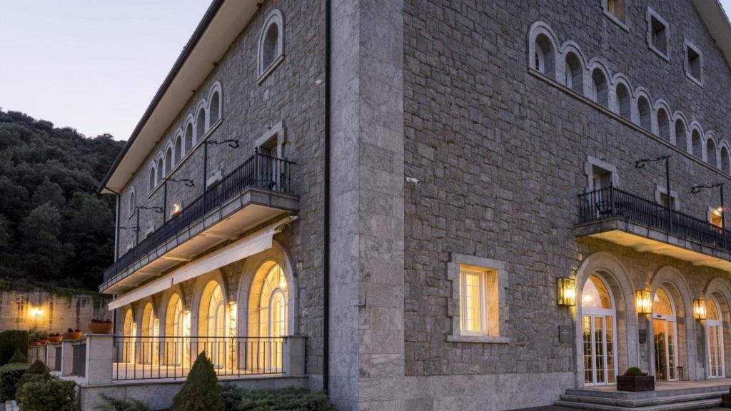 Entrada del Parador Vic-Sau