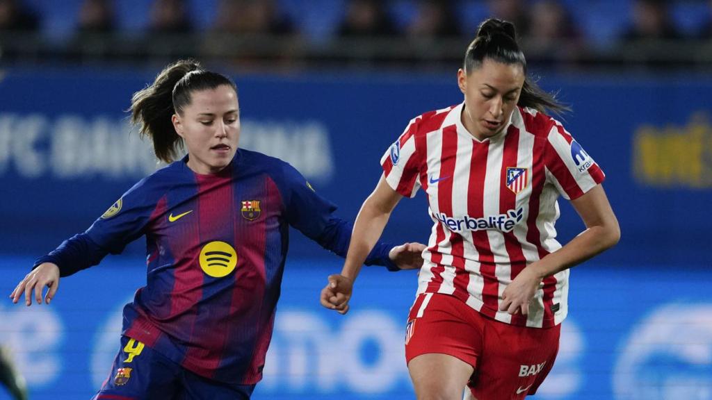 Claudia Pina en el Barça Femenino-Atlético de Madrid de la Liga F