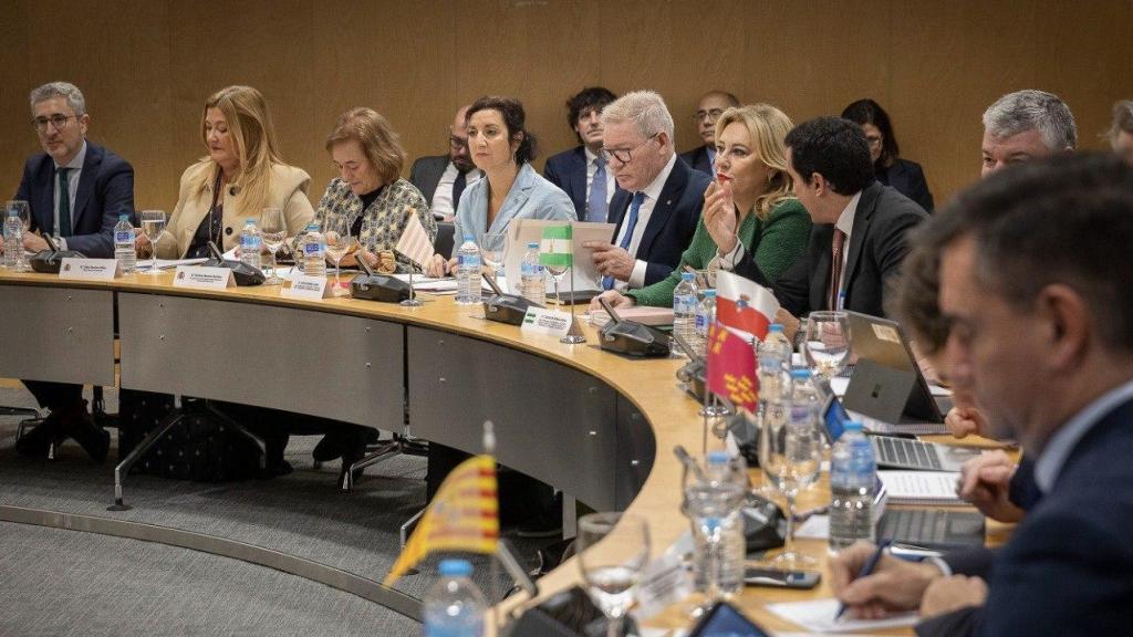 Consejo de Política Fiscal y Financiera extraordinario para presentar el nuevo modelo de financiación autonómica, con la 'consellera' Alícia Romero y el secretario general Juli Fernández como representantes de Cataluña