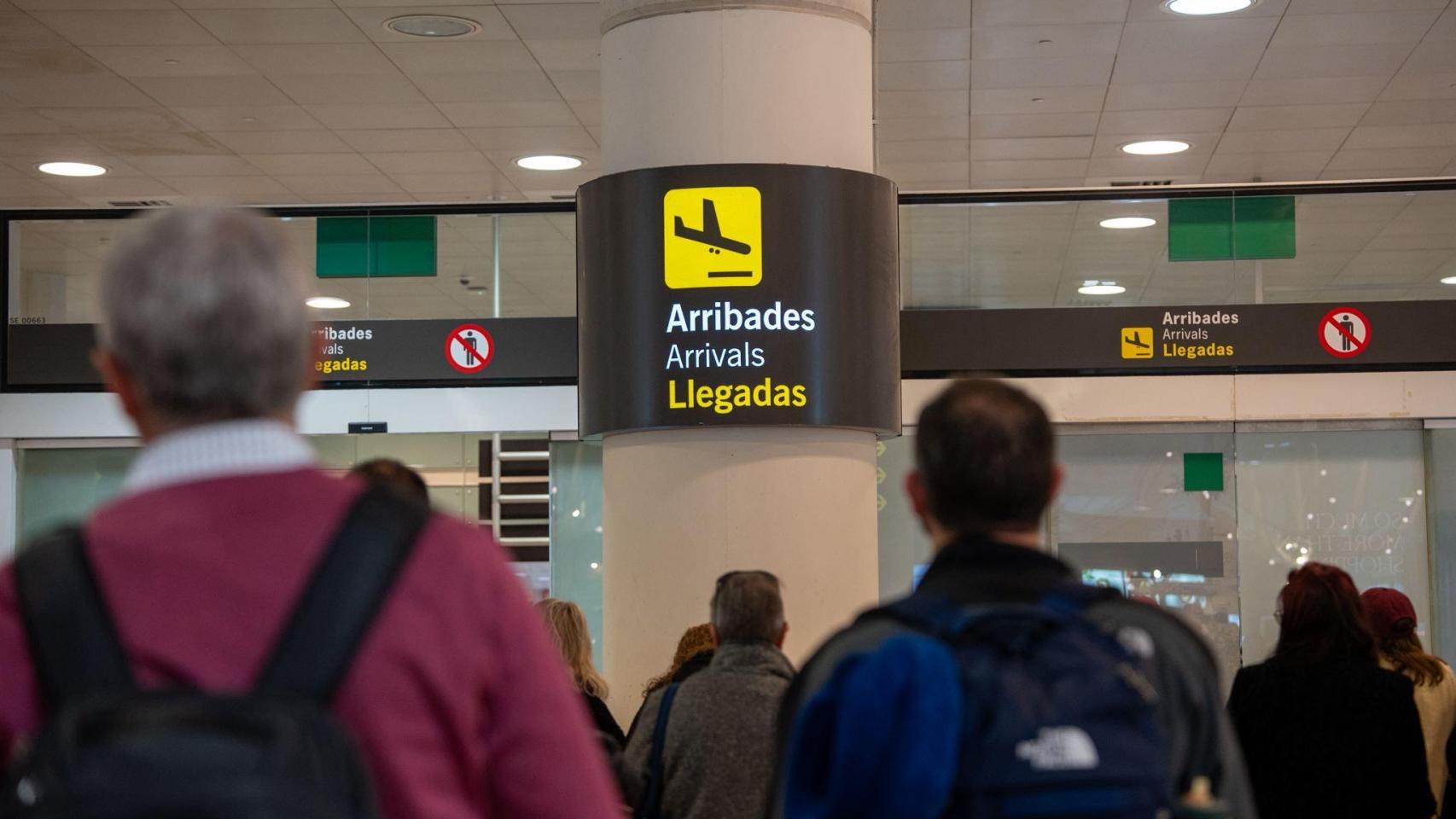 La sala de llegadas de la T1 del aeropuerto de Barcelona