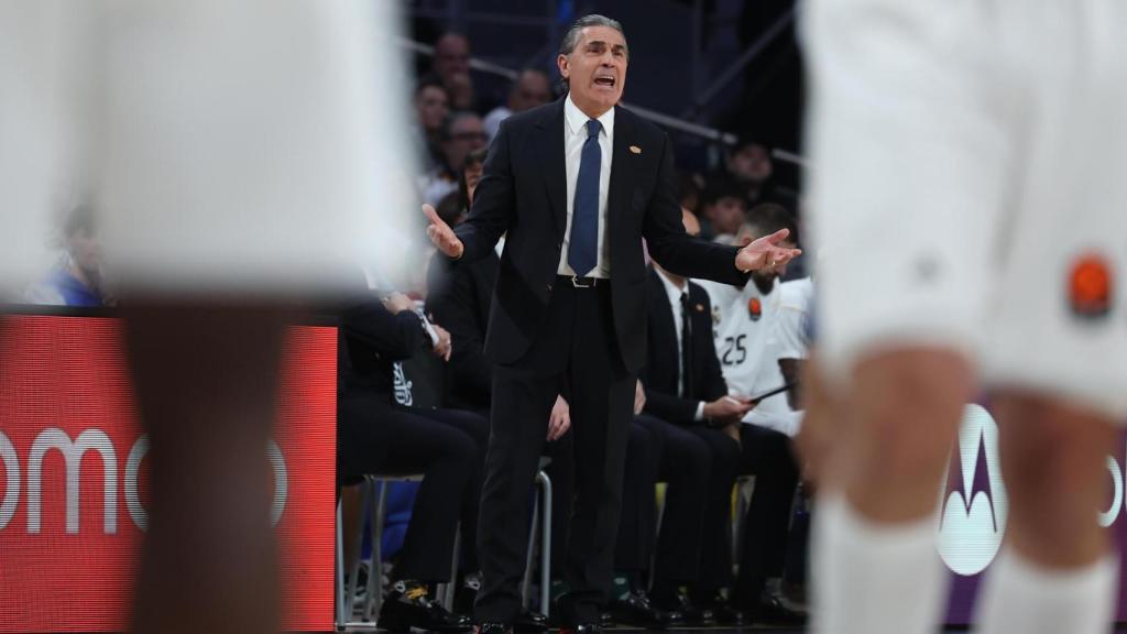 Sergio Scariolo en el Real Madrid-Barça de basket de la Euroliga