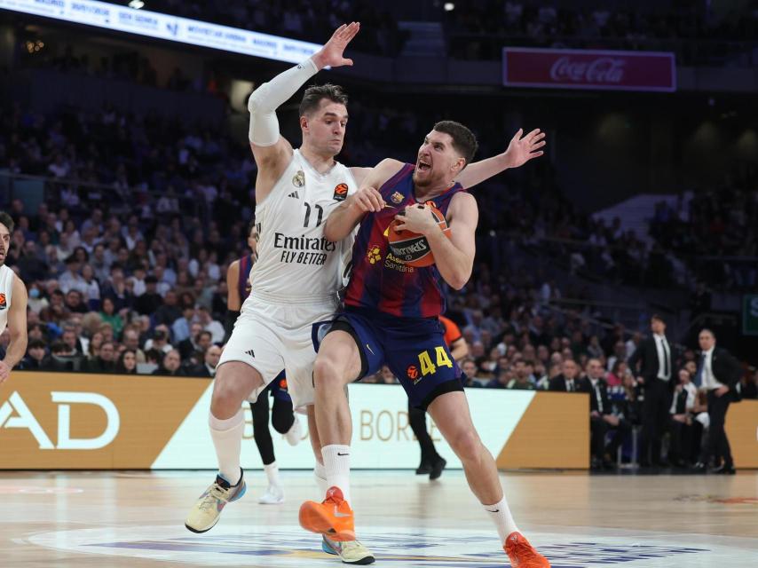 Joel Parra al Reial Madrid-Barça de bàsquet de l'Eurolliga