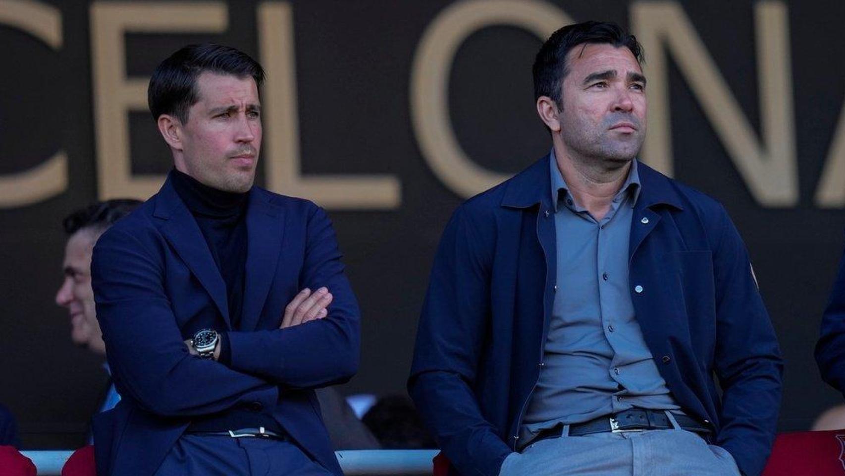 Bojan Krkic y Deco, durante un partido en el palco del Estadi Olímpic de Montjuïc