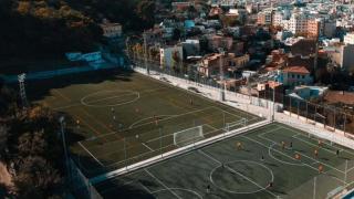 El campo de fútbol de la Satalia