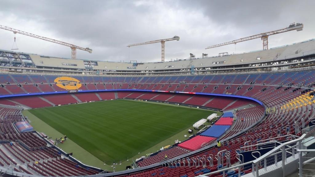 La tercera grada del Camp Nou toma forma: zona lateral