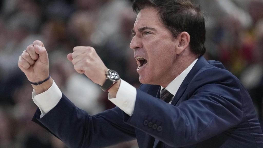 Xavi Pascual celebra una canasta del Barça