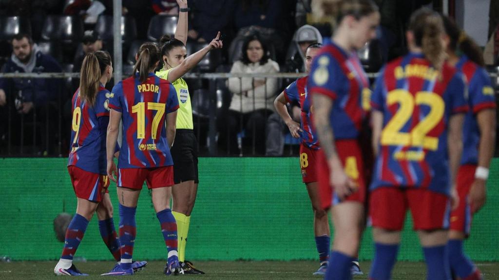 Kika Nazareth és expulsada al Barça Femení-Athletic Club de la Supercopa d'Espanya