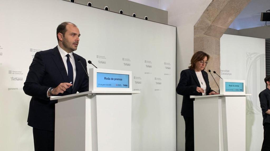 Los 'consellers' Albert Dalmau y Sílvia Paneque, en rueda de prensa este miércoles 21 de enero de 2026