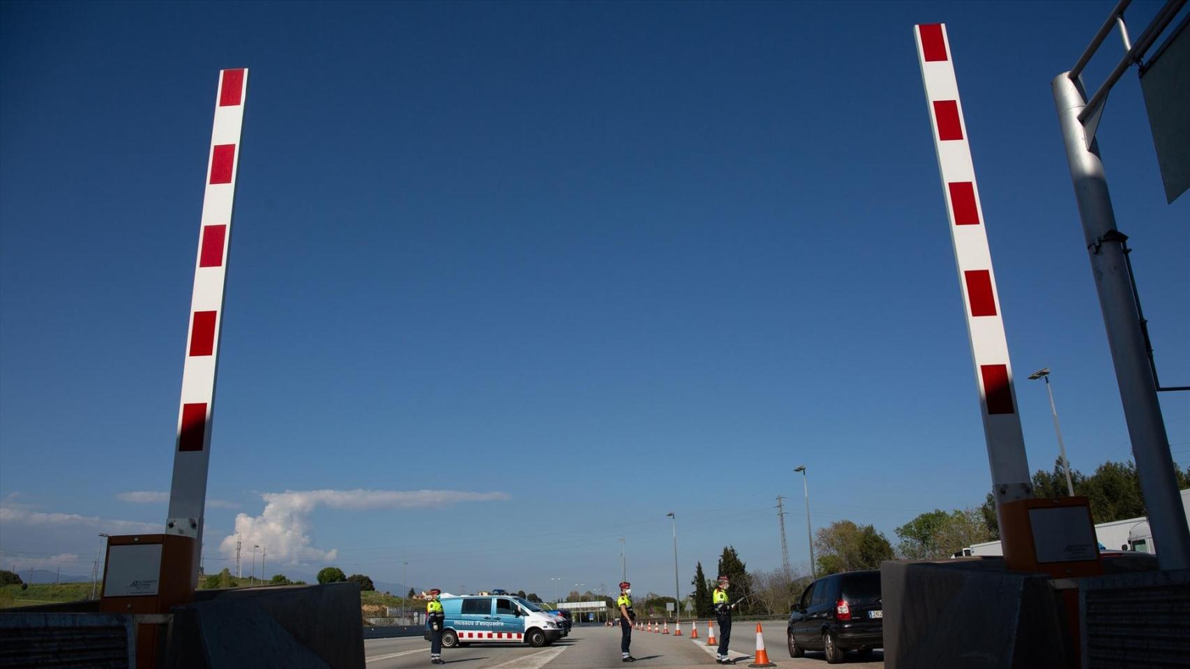 Barreras levantadas en un peaje