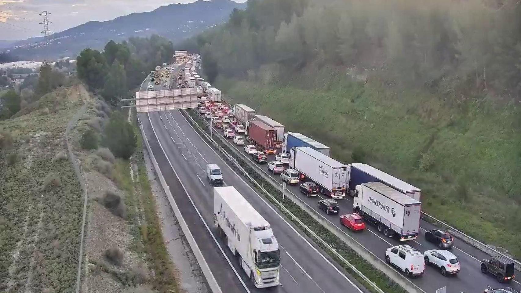 La AP-7, a su paso por Gelida, en una imagen de archivo