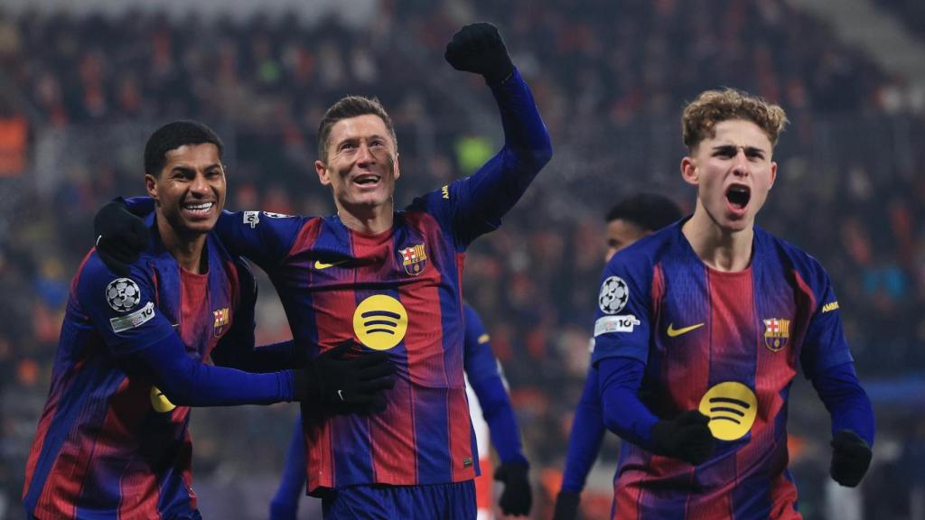 Lewandowski celebra su gol al Slavia