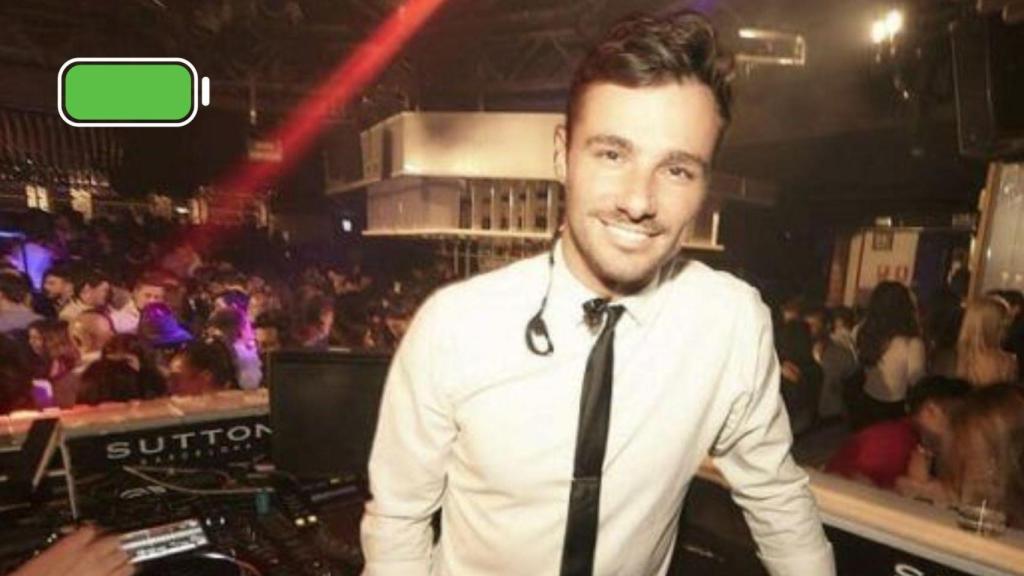 Montaje con una fotografía de Robert Massanet, director de Sutton