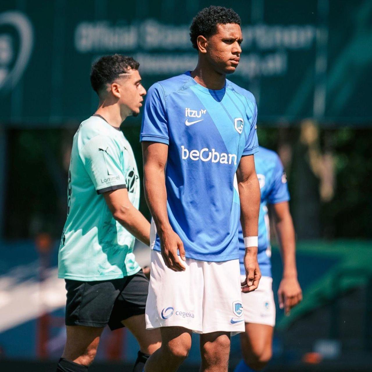 Juwensley Onstein, jugador del Genk B