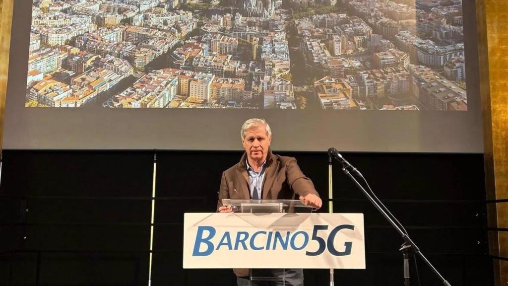 L'advocat Alberto Fernández Díaz, en la presentació del fòrum Barcino 5G