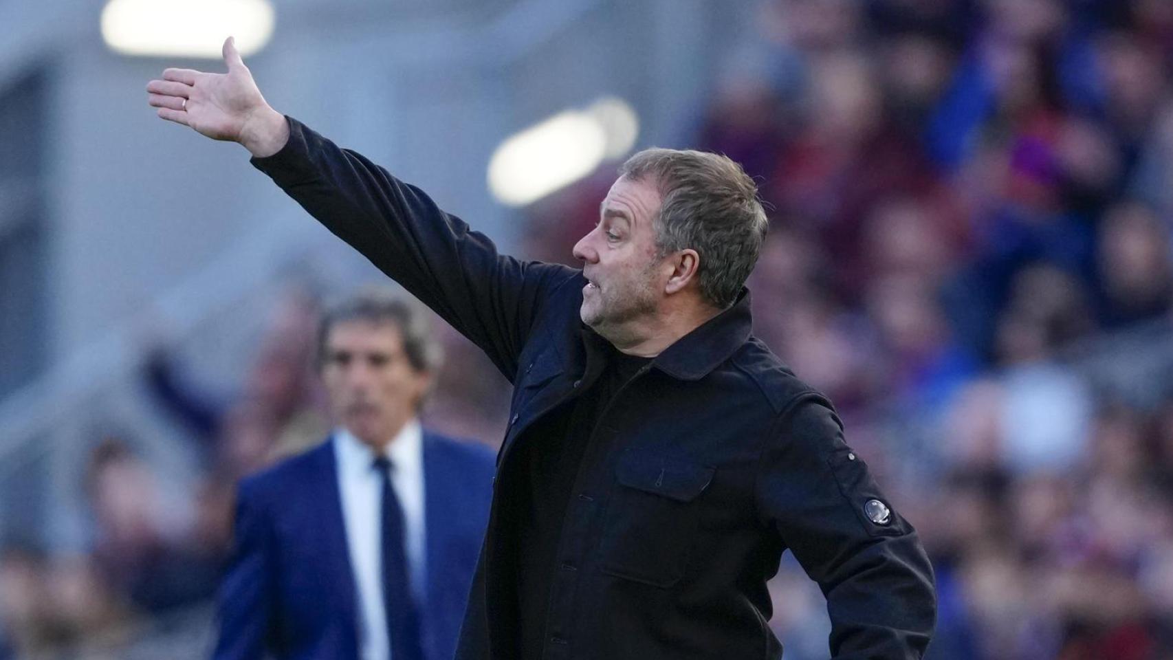 Hansi Flick en el Barça-Real Oviedo de la Liga