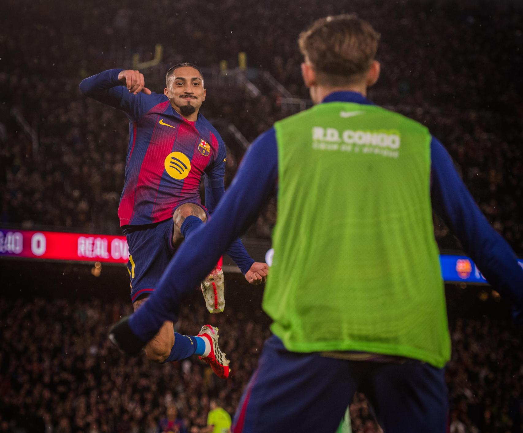 La gran celebración de Raphinha tras marcar al Oviedo de vaselina