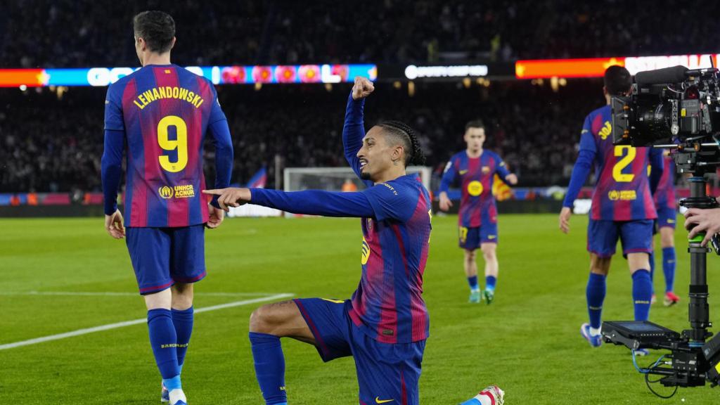 Raphinha celebra su gol al Oviedo