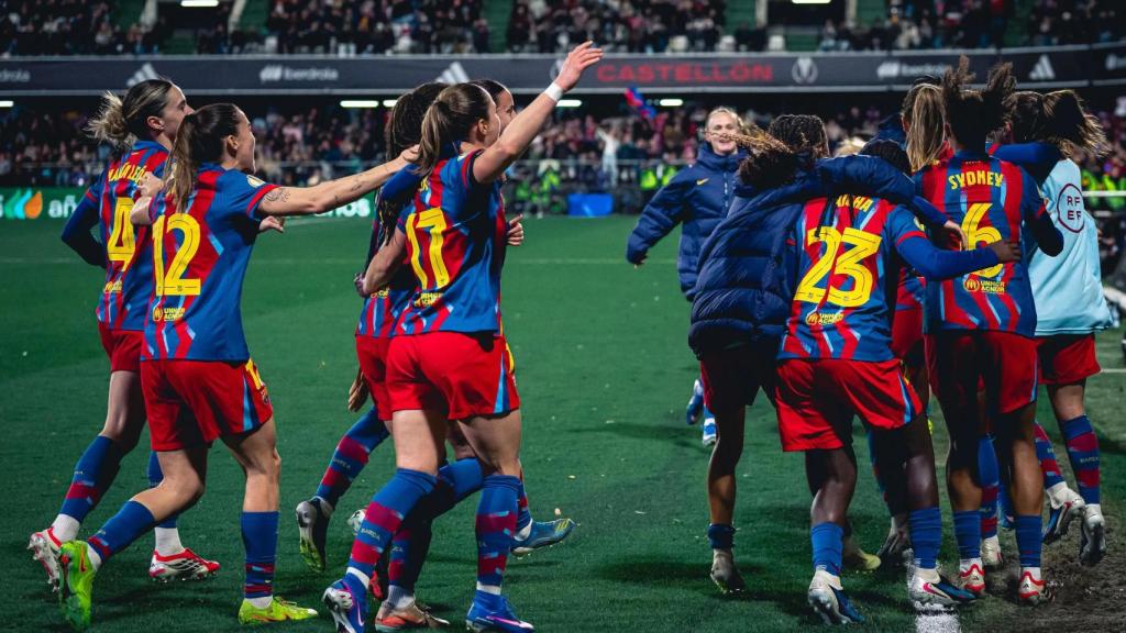 El Barça Femenino celebra el gol de Alexia en la final de la Supercopa