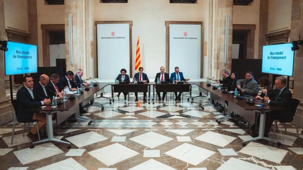 Reunión del Govern con patronales y sindicatos por el nuevo modelo de financiación, en el Palau de la Generalitat, Barcelona, el pasado 9 de enero