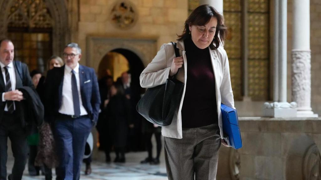 La consellera de Territorio, Vivienda y Transición Ecológica, y portavoz del Govern, Silvia Paneque, se dirige a la reunión semanal del Govern de Cataluña en una imagen de archivo