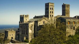 El primer monasterio románico de España está en la Costa Brava, el monestir de Sant Pere de Rodes