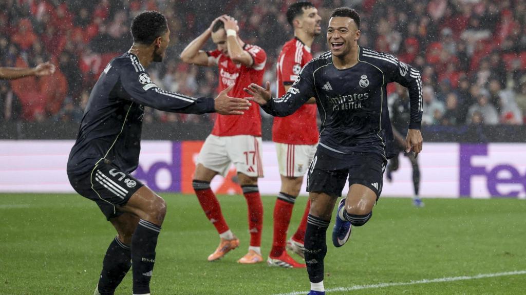 Kylian Mbappé celebra el seu gol al Benfica-Reial Madrid