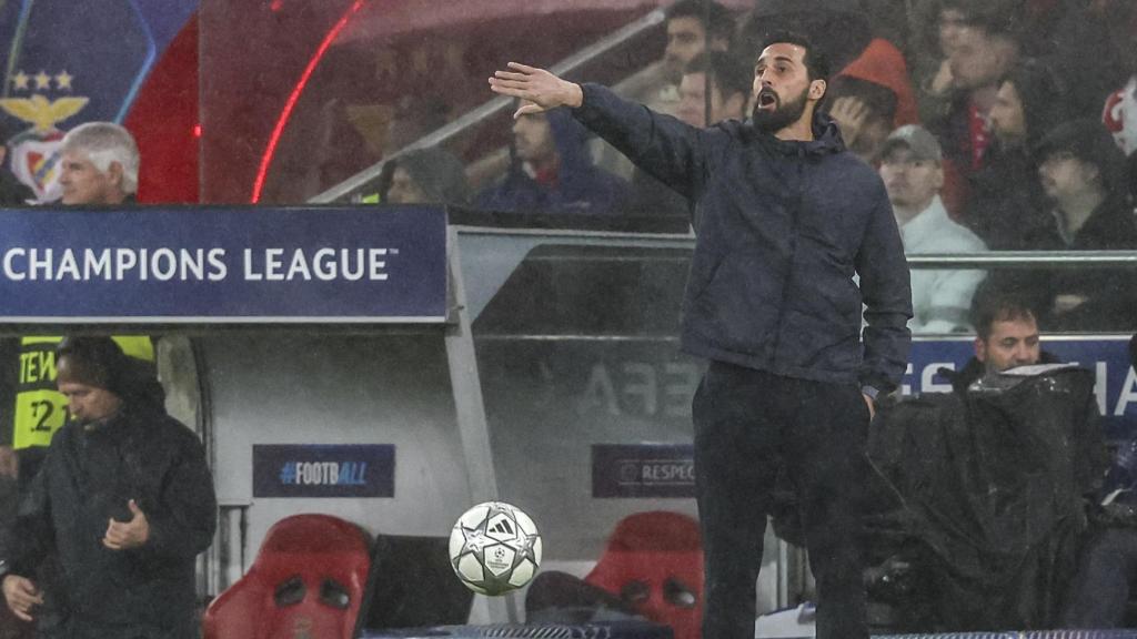 Arbeloa, en el campo del Benfica