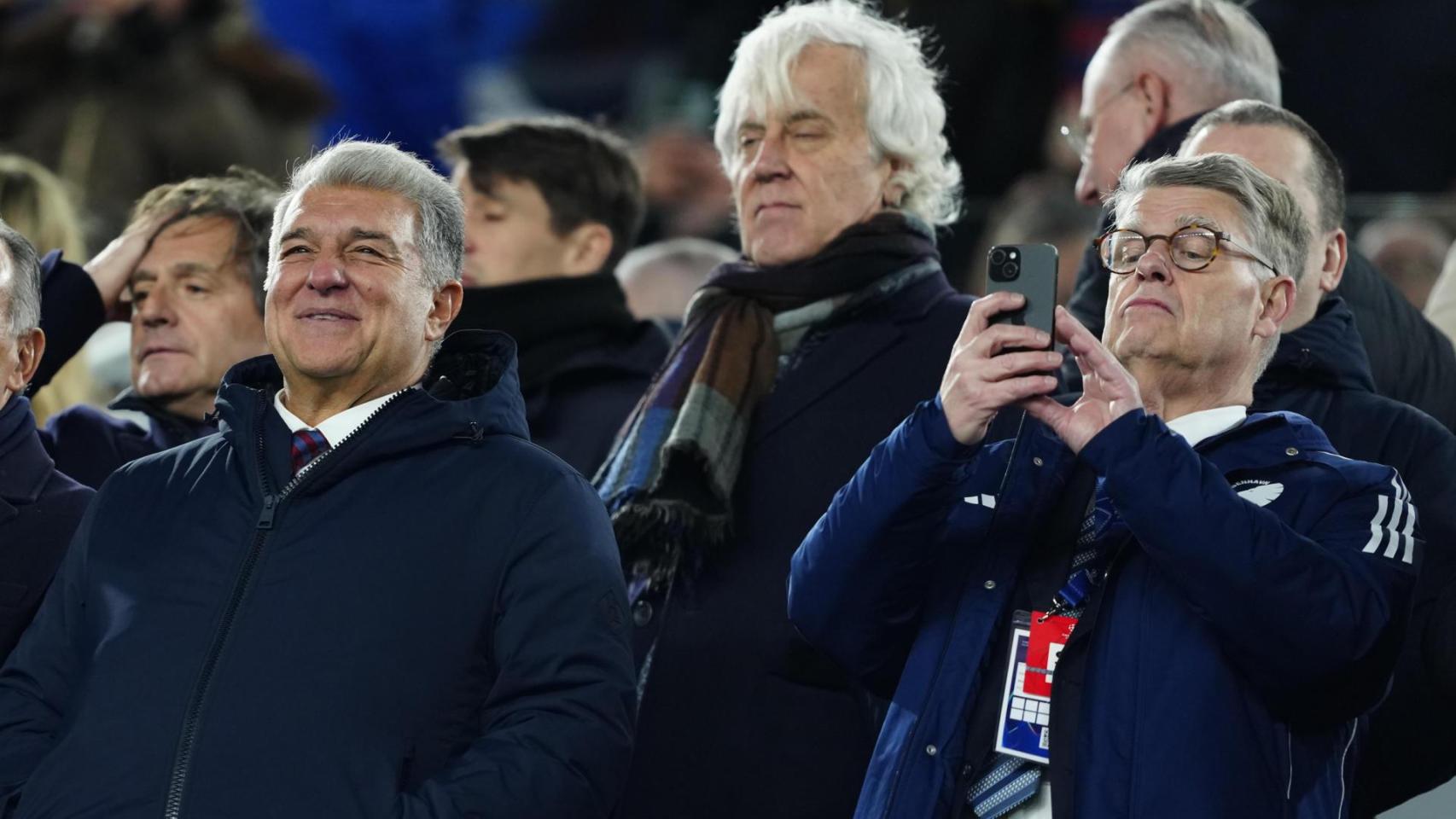 Joan Laporta, en el campo del Camp Nou