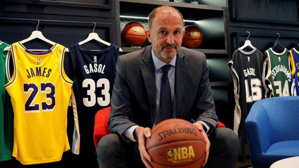 Chus Bueno en su etapa como Director de Operaciones en Europa y Oriente Medio de la NBA