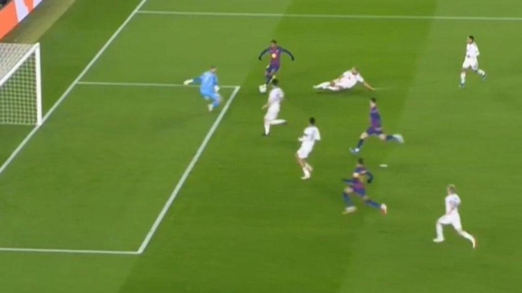 L'assistència de Lamine Yamal a Lewandowski en el Barça-Copenhaguen