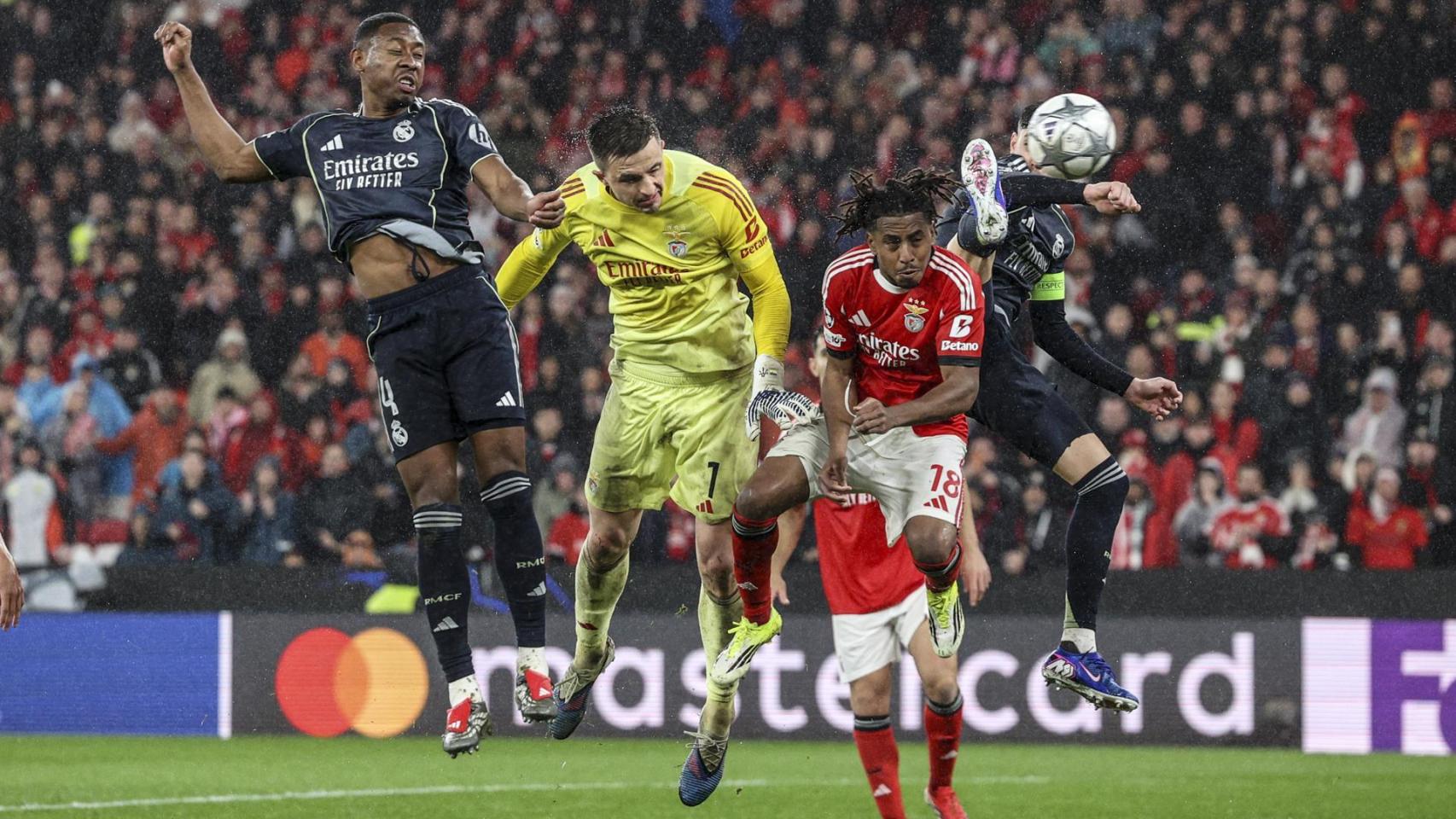 El cabezazo de Trubin que tumba al Real Madrid en Da Luz